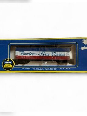 Vintage AHM Borden's Fine Cheeses HO Scale freight Boxcar - Red, White, Blue